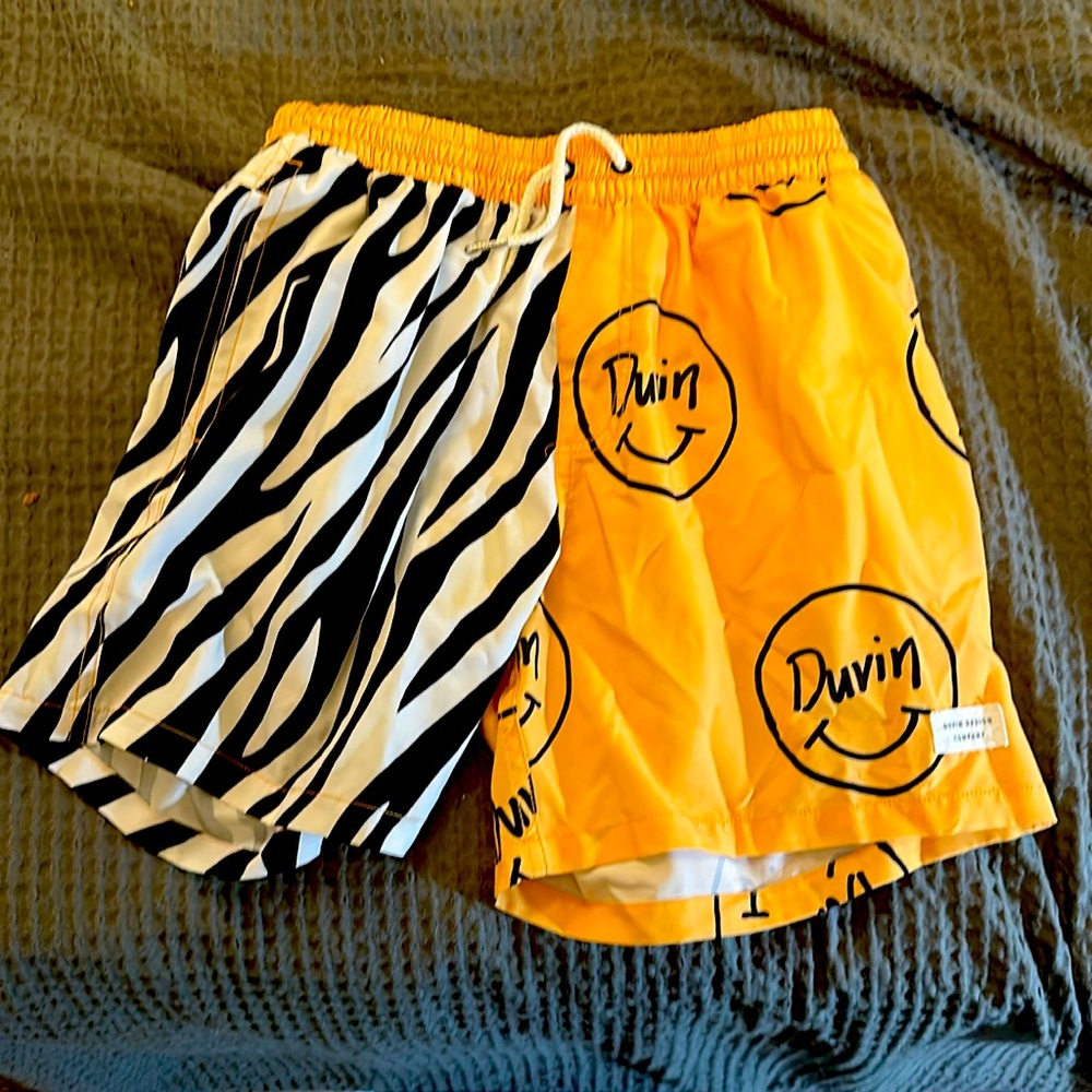 Duvin Half Zebra Men’s Swin Trunks Medium